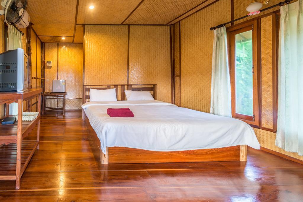 Happy House Backpackers Hostel ปาย ภายนอก รูปภาพ