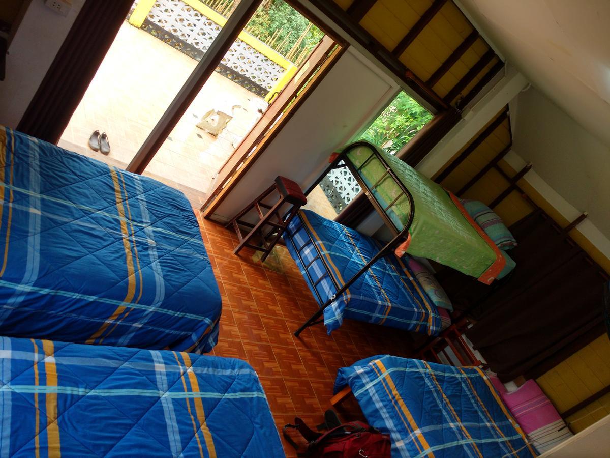 Happy House Backpackers Hostel ปาย ภายนอก รูปภาพ
