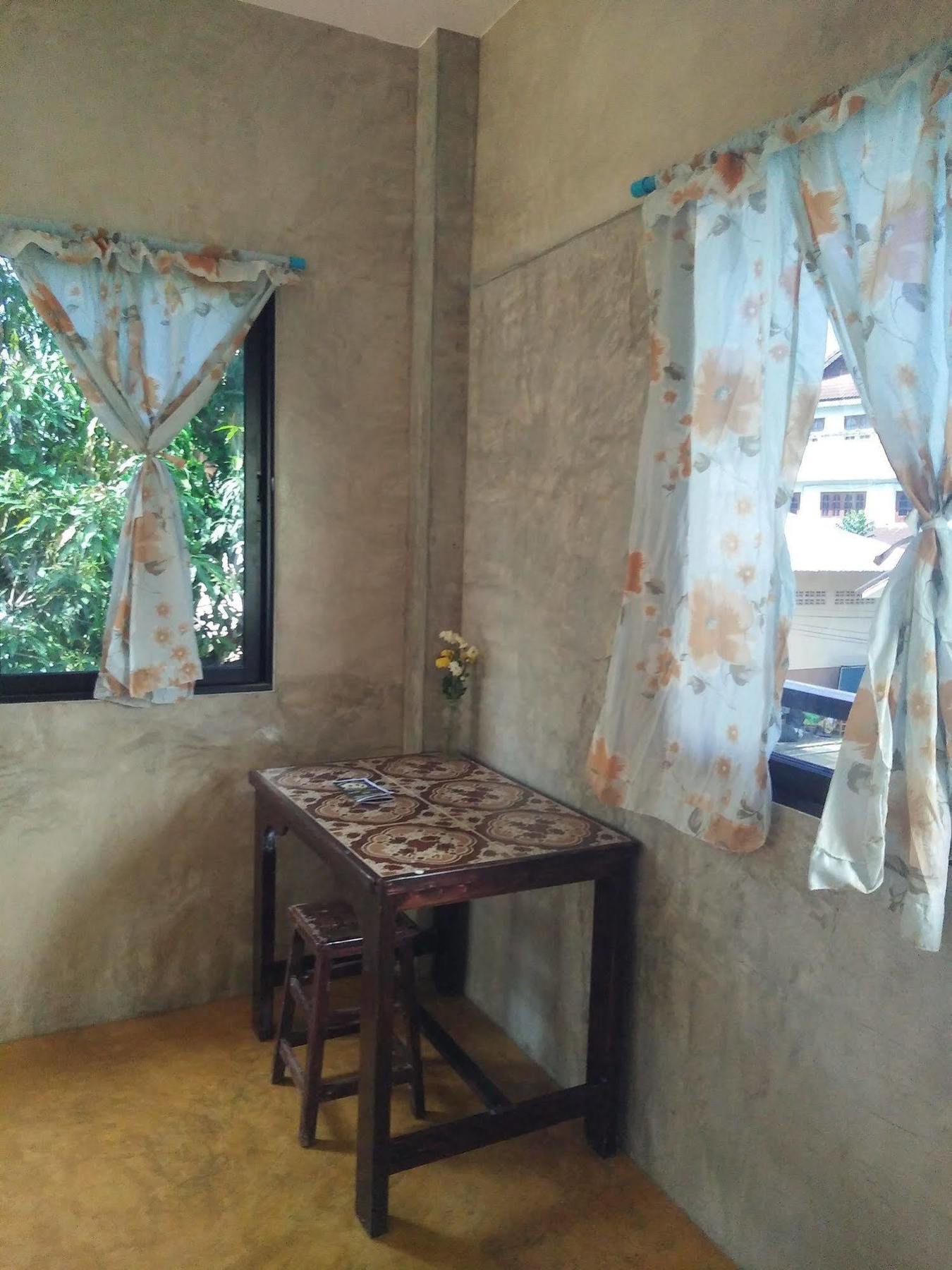 Happy House Backpackers Hostel ปาย ภายนอก รูปภาพ